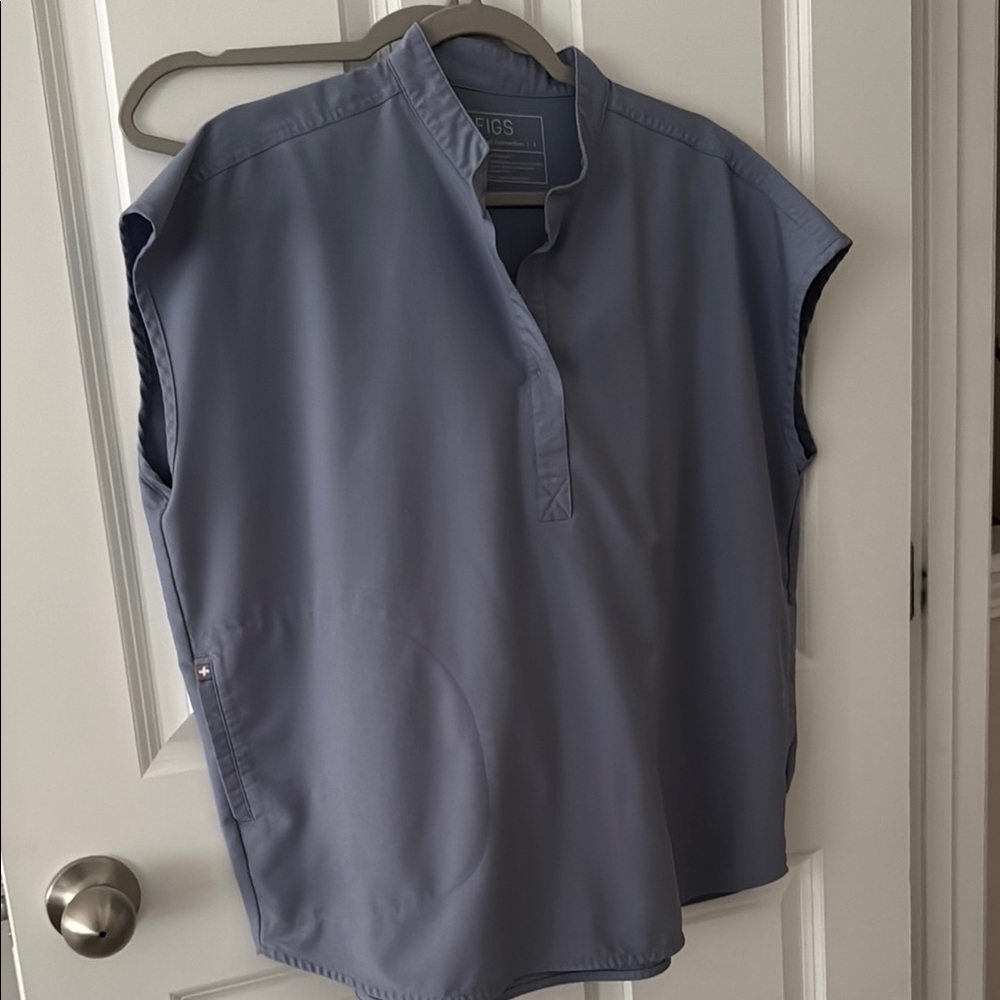 Figs set- Vapor Blue Space Dye- Rafaela (L), Zamora jogger (LP)